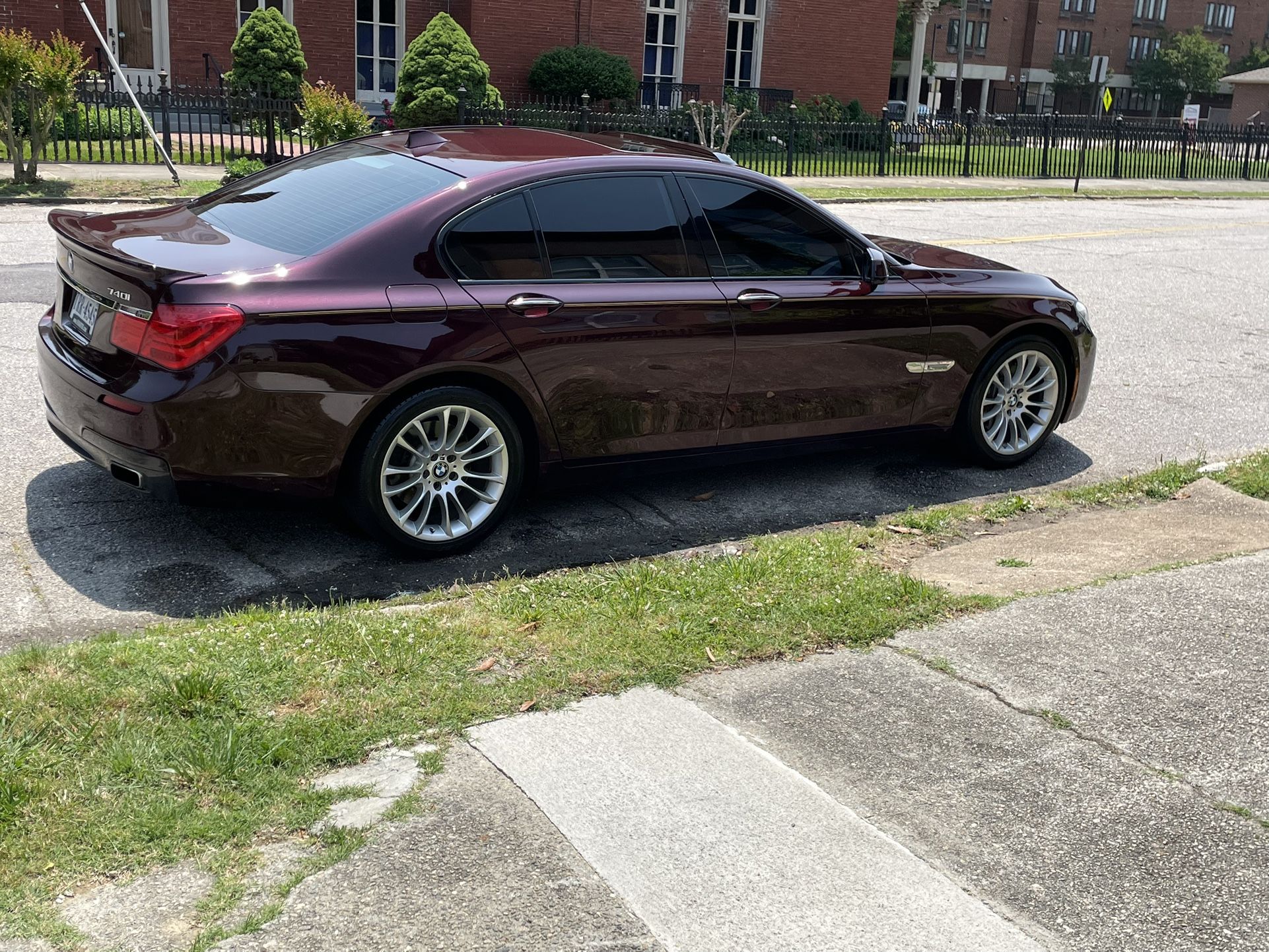 2012 BMW 7 Series