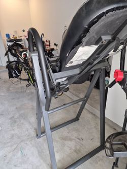 Inversion table