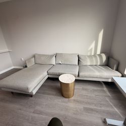 Burrard Sectional - Article 112’’