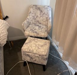 Chair Individual