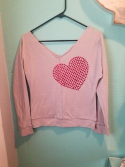 Wetseal Gray red heart Sweatshirt...size xs womans..Like new!
