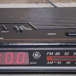 GE Clock Radio