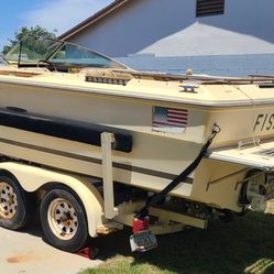 1983 Sea Ray Boat With 350 