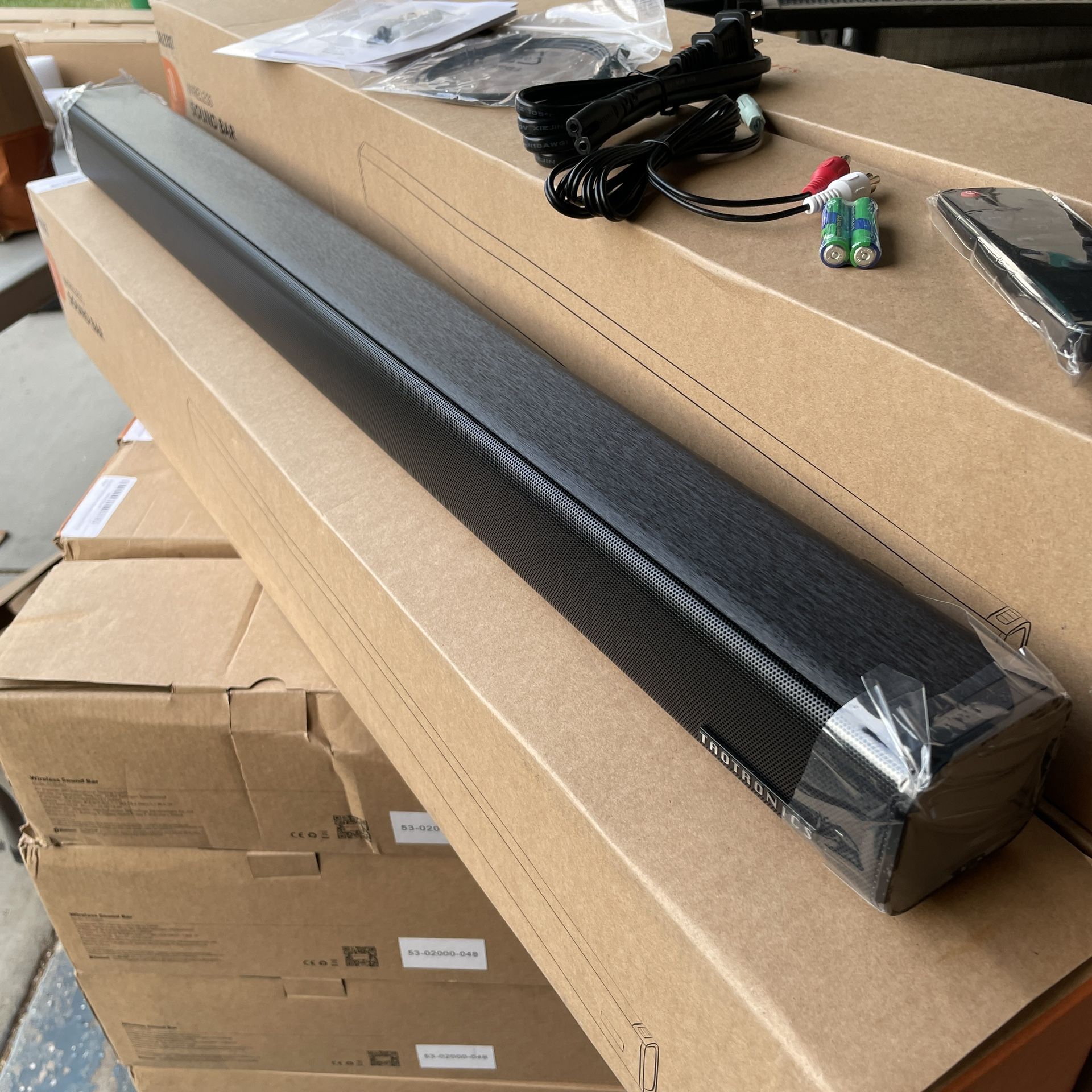 New 32” Wireless Wired Soundbar Bluetooth Speaker With Remote