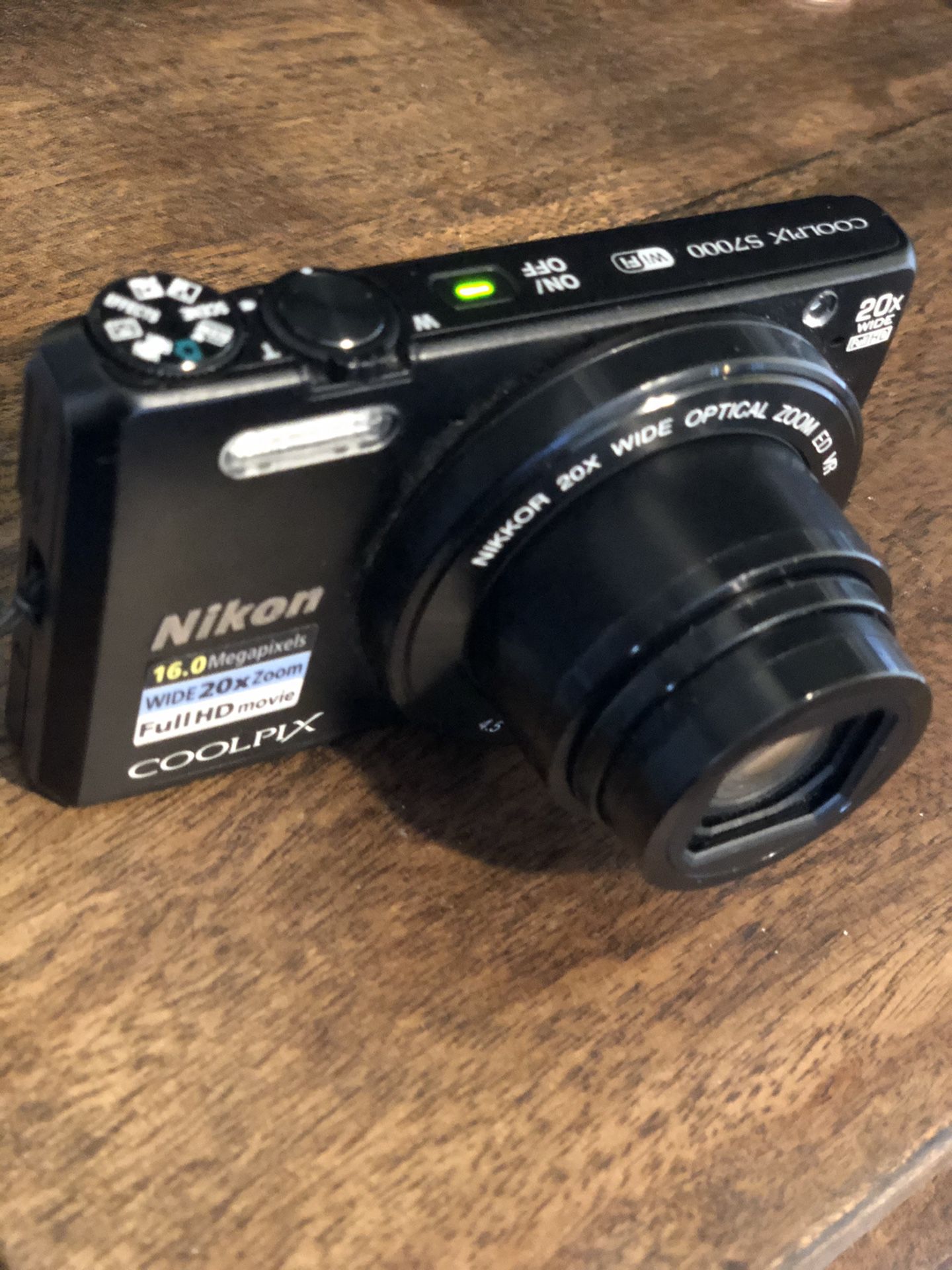 Nikon Coolpix S700 WiFi Digital Camera