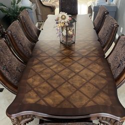 Elegant Dining Room Set – Table, 10 Chairs, China Cabinet & Mirror