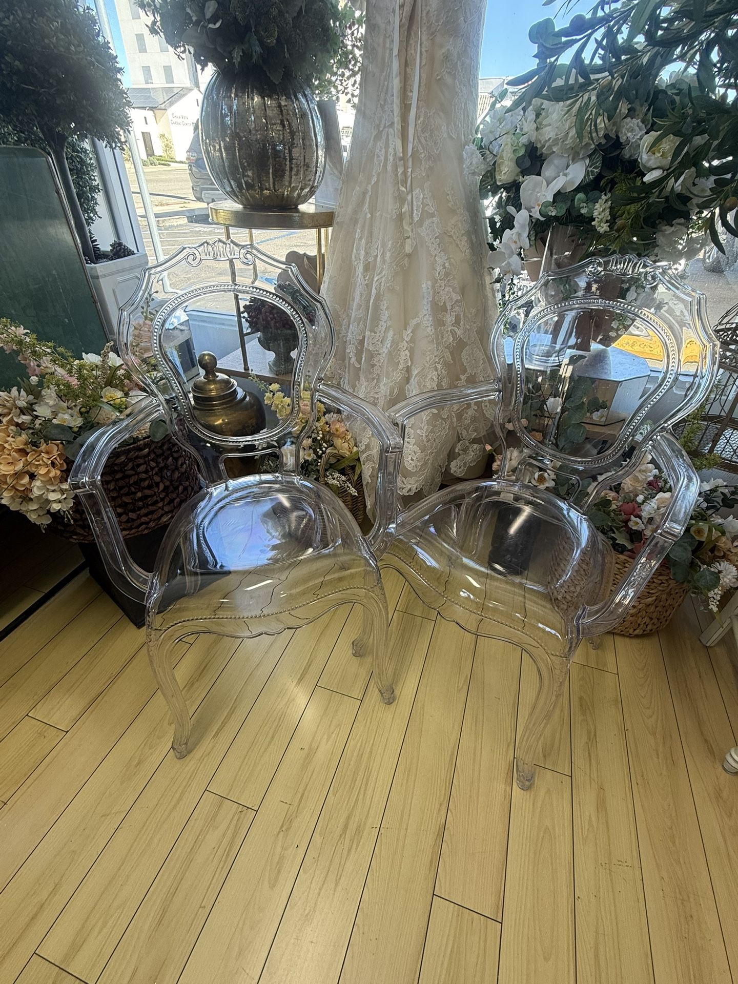2 Acrylic Clear Chairs For Wedding Or Quince 