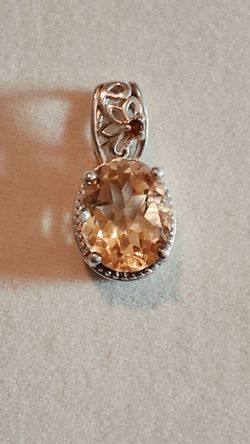 Stirling silver citrine pendant 2.48 ct