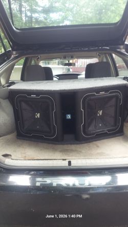 Kicker box