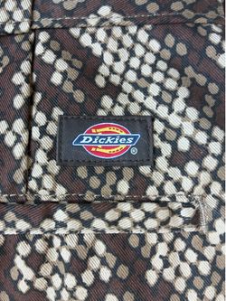 *BRAND NEW* Dickies snake print men’s size 34 work pants golf pants