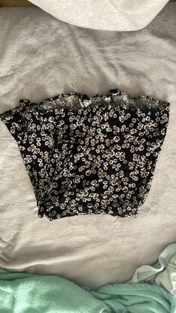 Black flowered skirt