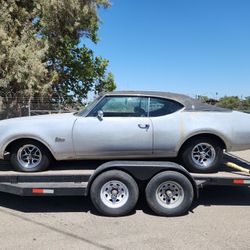 1969 Oldsmobile Cutlass