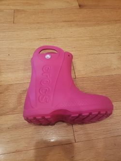 Rain Boots Crocs Size 9
