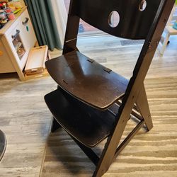 Keekaroo Adjustable Kids Chair