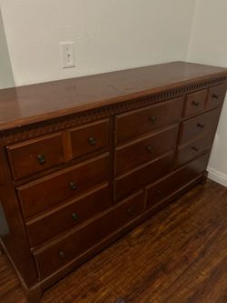 dresser