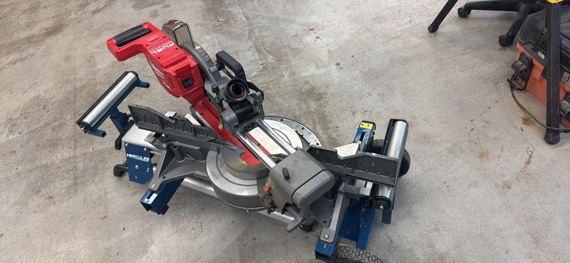 Milwaukee 12” Miter Saw Tool Only