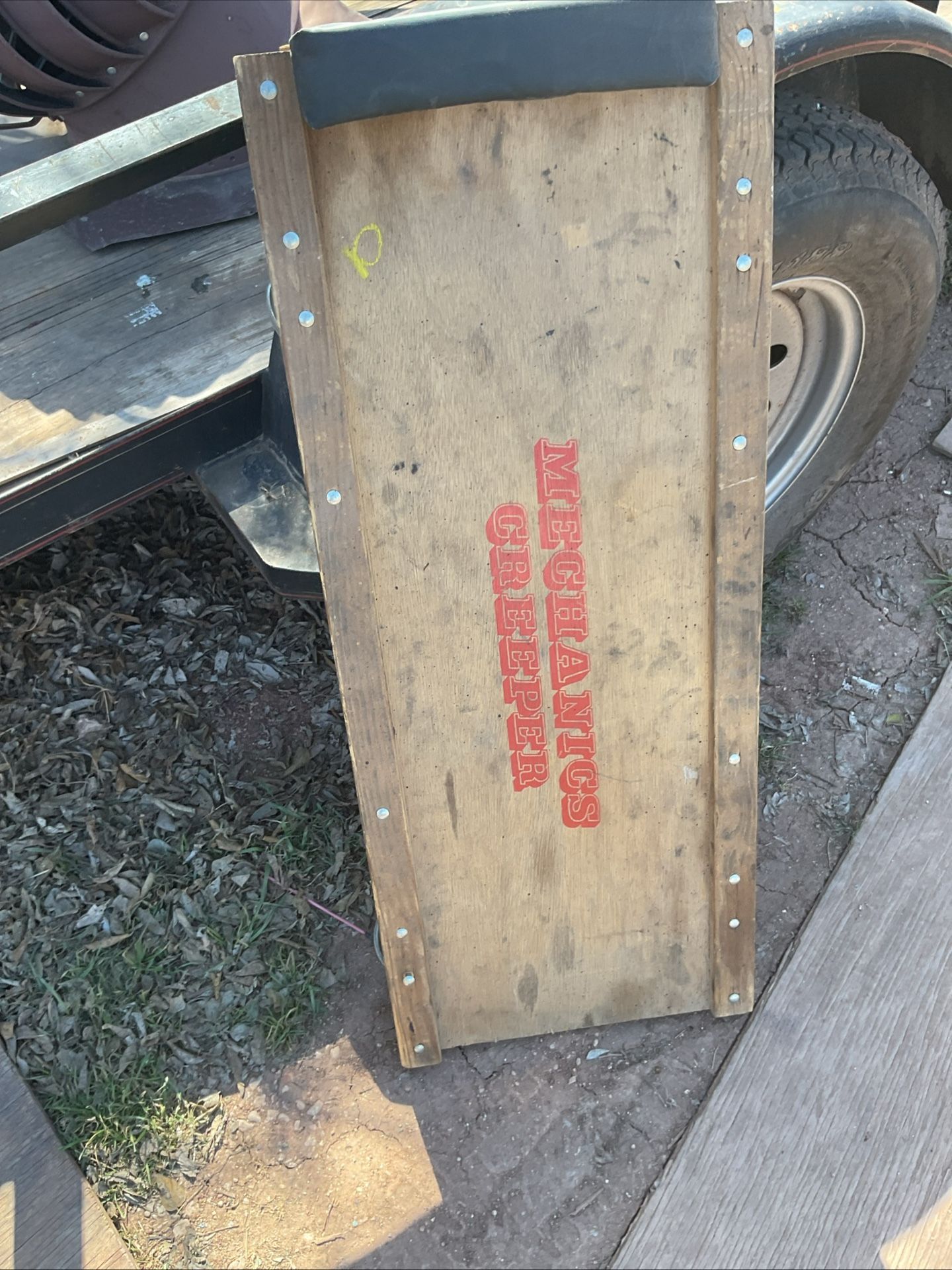 Neat Vintage Piece
