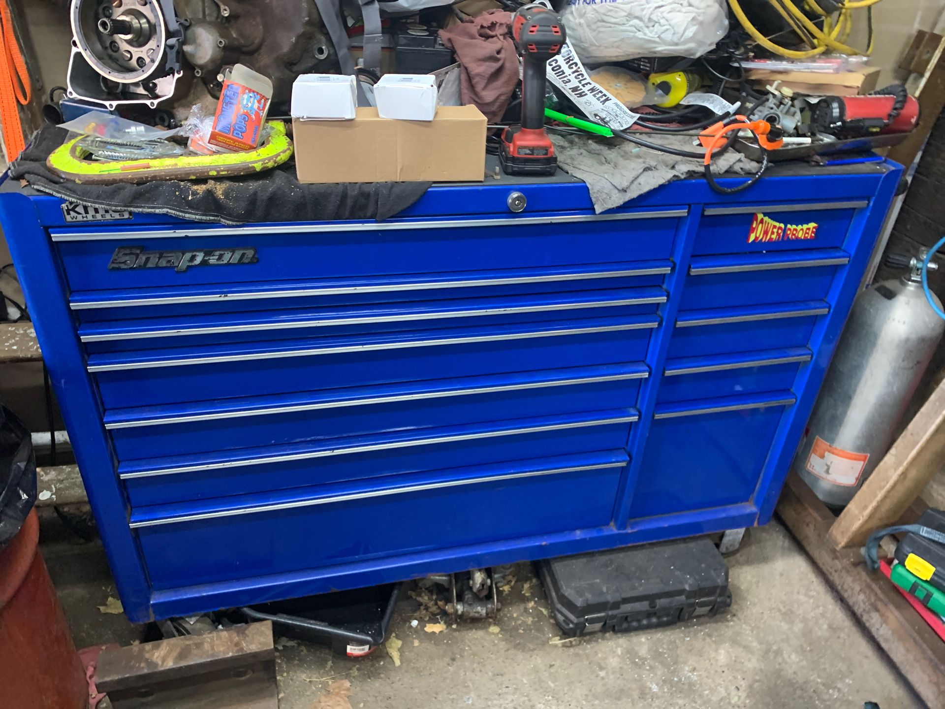 Snap on tool box