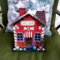 Gingerbread storage box 