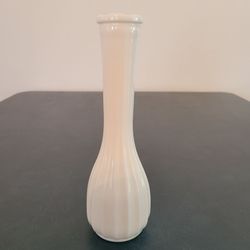 Bud Vase - Vintage Carr-Lowrey Glass Co. (CLG Co.) White Milk Glass