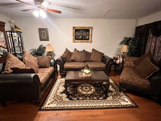 Majestic Living Room Set (7 Piece)