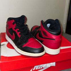 Air jordan one red