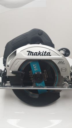 New Makita XSH04Z six and a half inch circular saw 18 volt cordless lithium ion