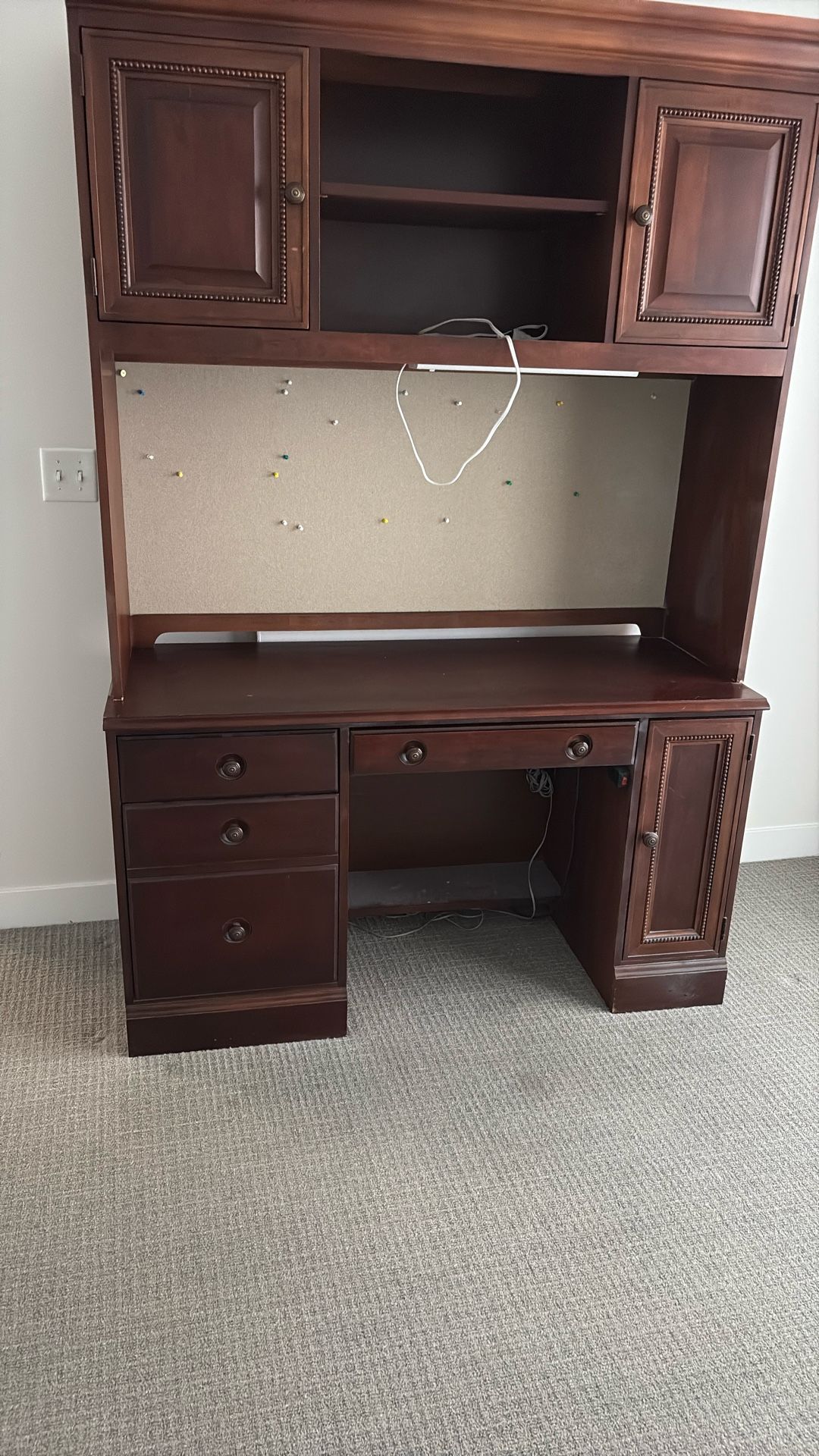 Desk with removable hutch