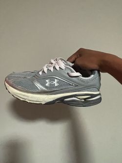 Ua shoes trades