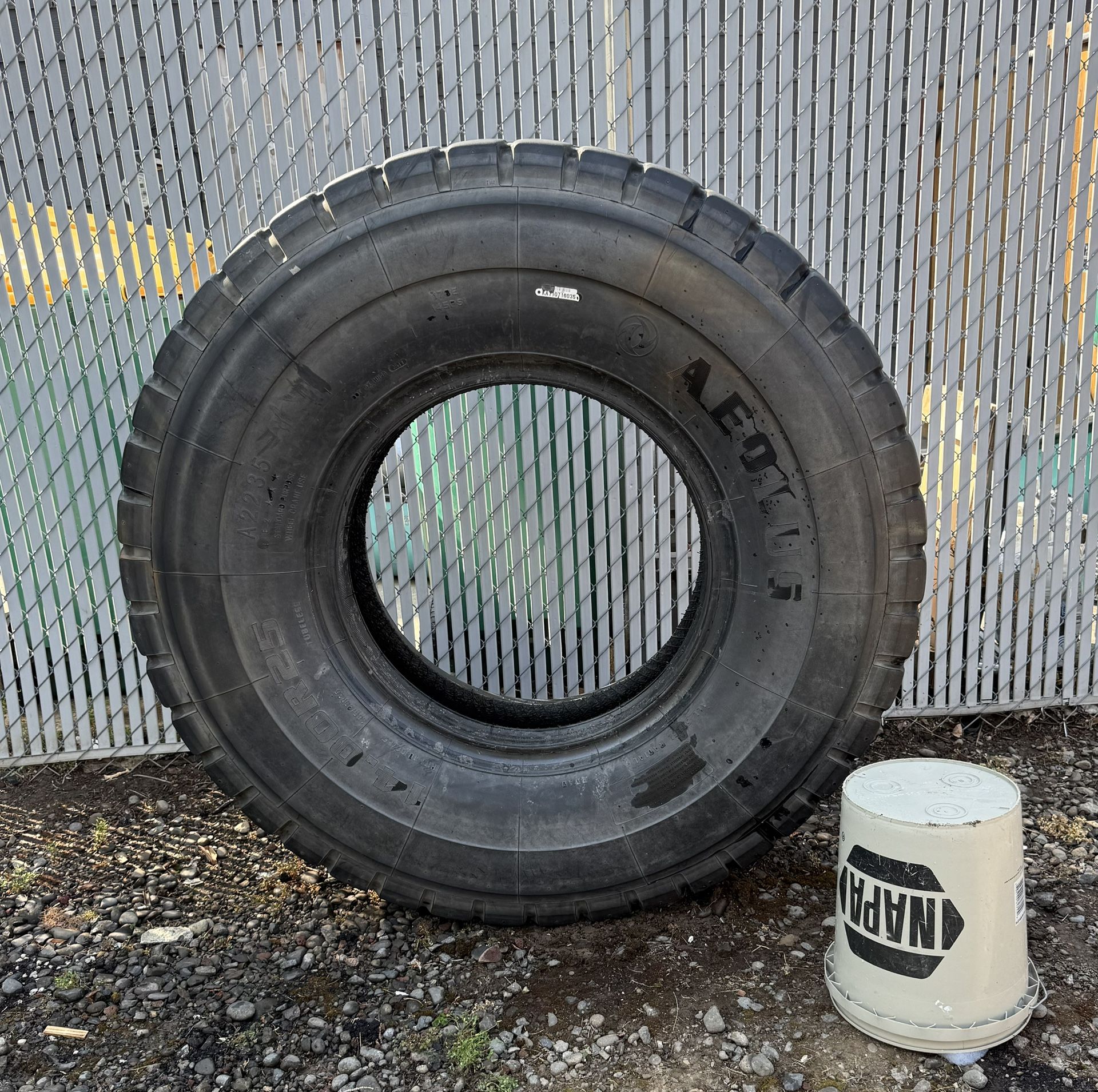 CrossFit, Flipping Tire, About 390lbs