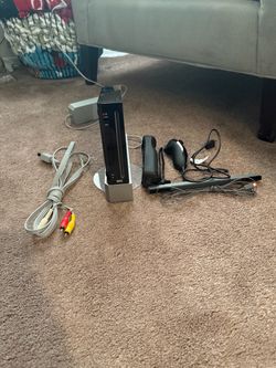 Black Nintendo Wii Console Bundle