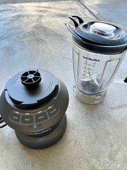 NutriBullet Full-Size Blender with Pitcher