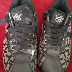 New Shoes Tommy Hilfiger Size 7 And 1/2 