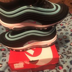 AirMac 97(gs) Boys Size 7