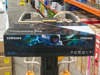 SAMSUNG 32" Odyssey G5 Curved Gaming Monitor
