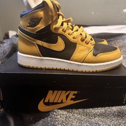 Jordan 1s “Pollen”