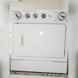 Stackable Whirlpool Washer and Dryer - Like New - Knoxville, TN