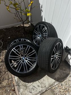 BMW M-Sport Style 664M 19” Wheels and Tires