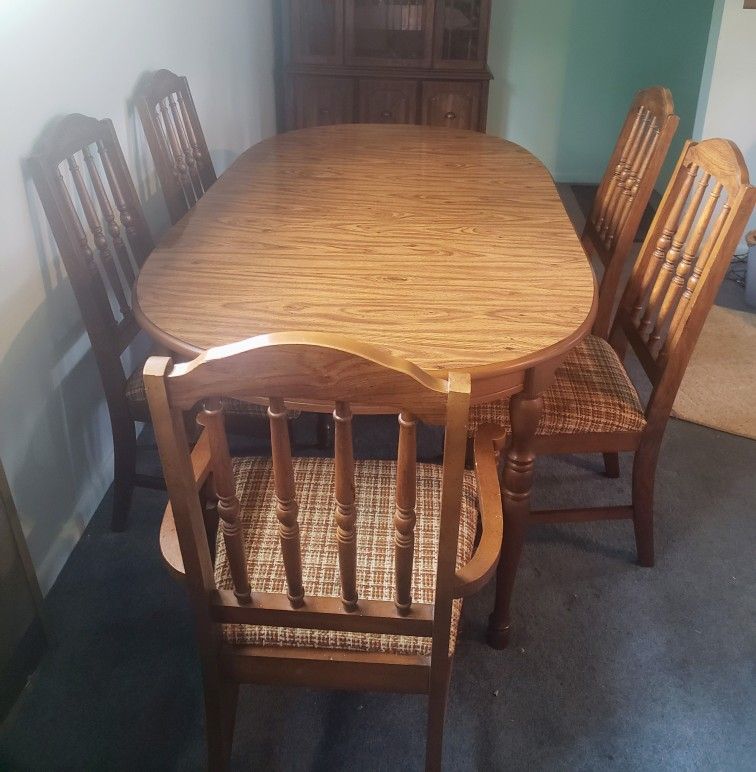 Dining Table, Chairs and Cabinet