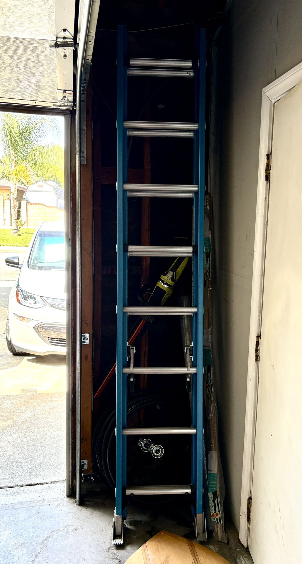 16’ Werner Fiberglass Ladder