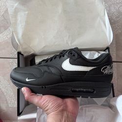 Nike X Supreme Air Max 1