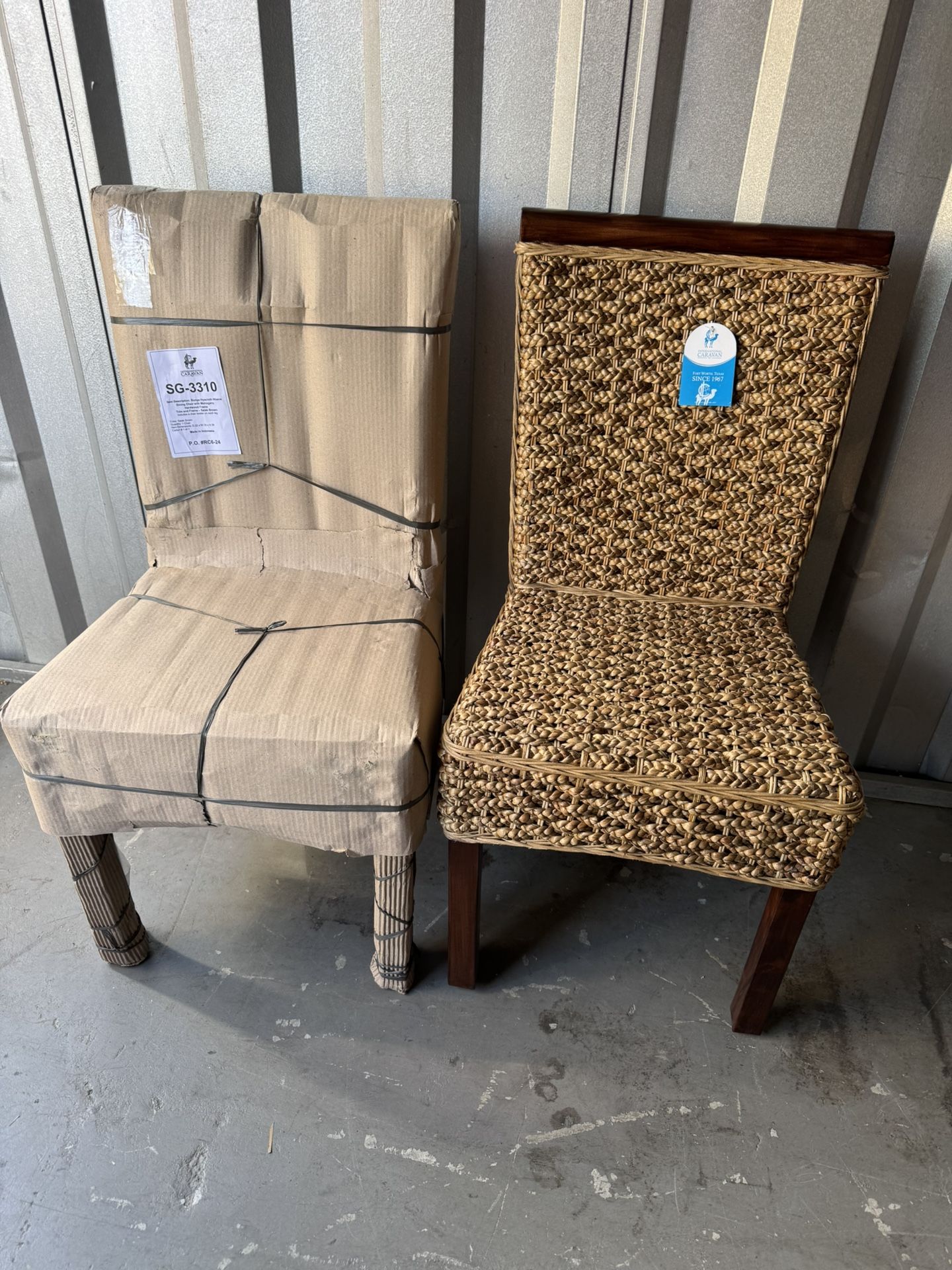 Bunga Hyacinth Salak Brown Weave Dining Chairs with Mahogany Hardwood Frame (Set of 2)
