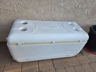 Igloo cooler