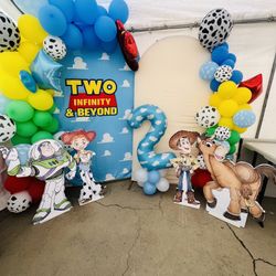 Banner And Toy Story Figures 