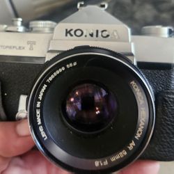 Konica Hexanon AR 52mm  F1.8