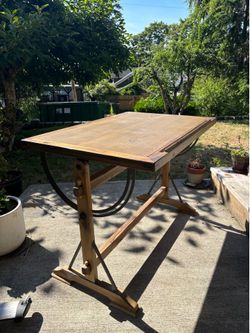 Drafting table
