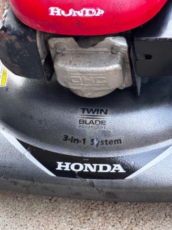 Honda HRR216 Mower
