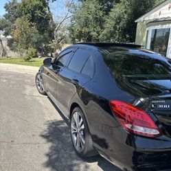 2016 Mercedes-Benz C-Class