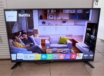 LG 49” 4K Smart TV with Remote