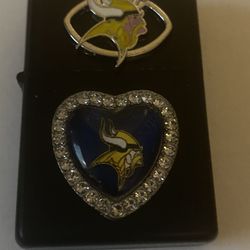 Minnesota Vikings fliptop lighter new without fuel